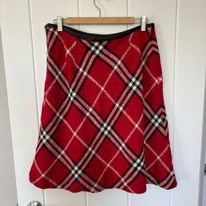 Anne Klein red tartan Wool skirt with leather binding, Women’s size 10-12